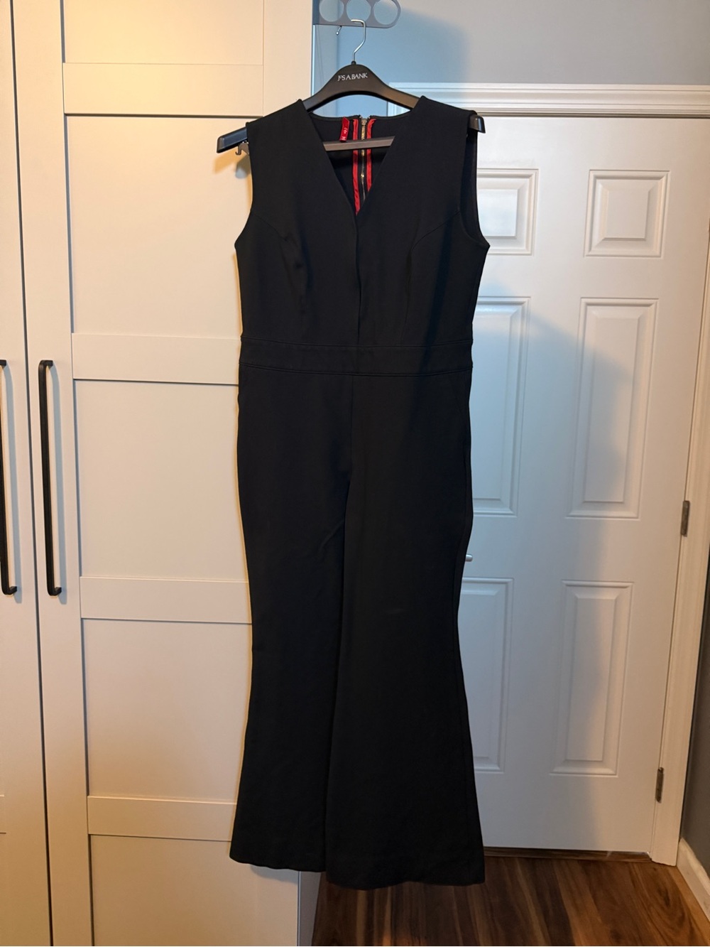 SPANX Women's Black Sleeveless V-Neck Jumpsuit